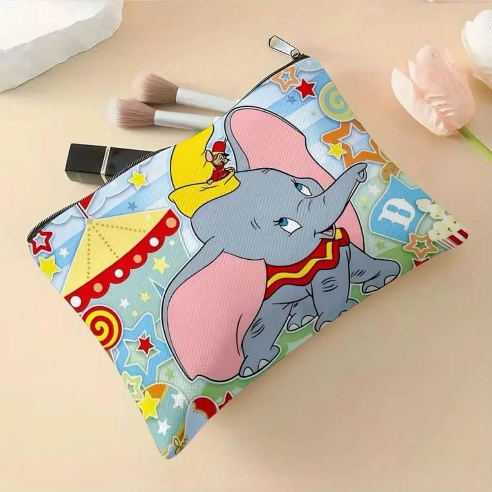 Dumbo Elephant Character Design Wonderland Fantasy Cosmetic Toiletry Bag New